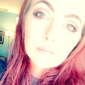 Meet your Posher, Veronica